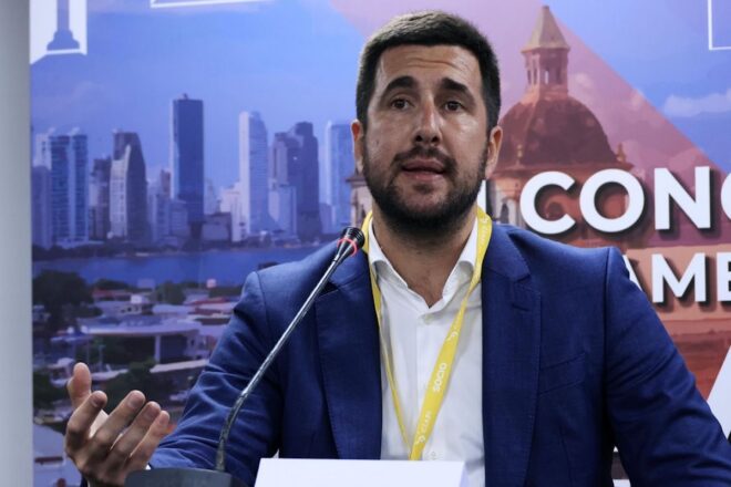 Qui és Enrique Riquelme, l’empresari del Baix Segura que ha posat la por al cos a Florentino Pérez?