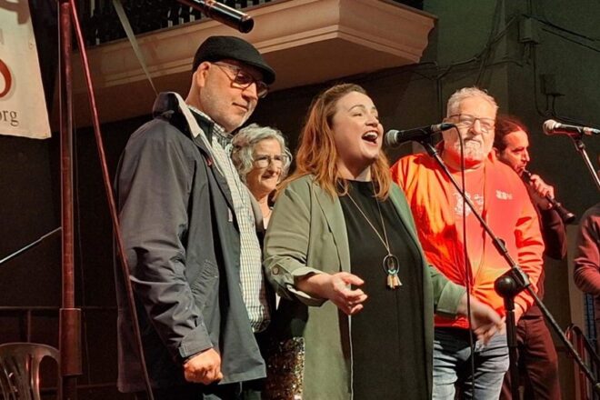 La cantadora Tatiana Prades denuncia que el govern de PP i Vox l’ha vetat de cantar les albaes a Godella