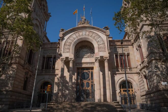 L’Audiència de Barcelona veu indicis de delicte en l’espionatge a Òmnium amb Pegasus i reobre la causa