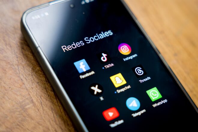 Google, Snapchat i TikTok resolen un litigi als EUA per evitar el primer judici per l’addicció a les xarxes socials