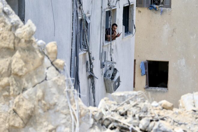Israel i l’Hesbol·là reprenen els atacs malgrat l’alto-el-foc