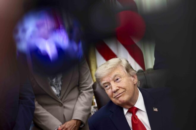 Trump diu ara que ha “posat fi” a la guerra de l’Iran
