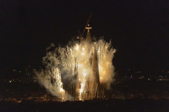 Els cantaires expulsats de la Sagrada Família convoquen avui una cantada popular d’’Els Segadors’ davant la basílica