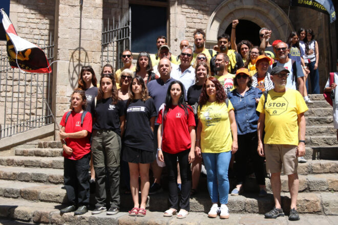 USTEC, CGT, Intersindical, CNT i COS fan una crida a omplir Barcelona i avisen que el curs començarà amb més vagues