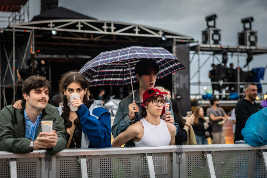 El Primavera Sound cancel·la temporalment concerts per la pluja
