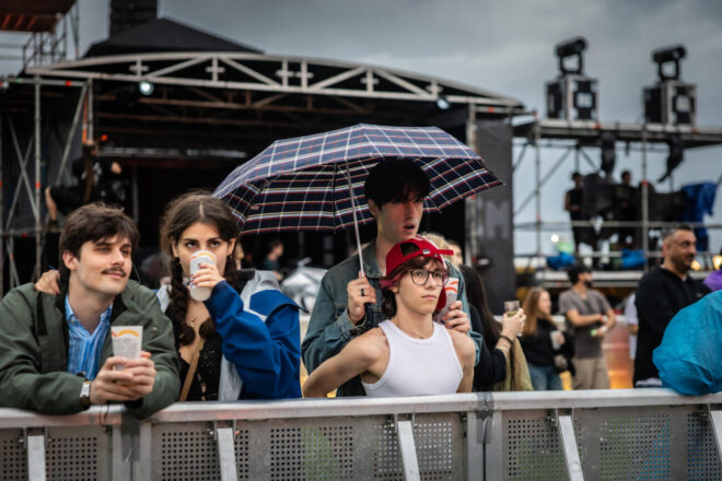 El Primavera Sound cancel·la temporalment concerts per la pluja