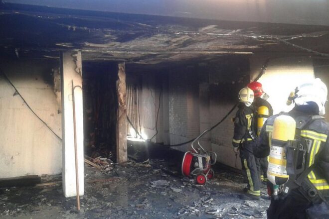 Dos morts i vint-i-quatre ferits en un incendi en un bloc de pisos de Magaluf