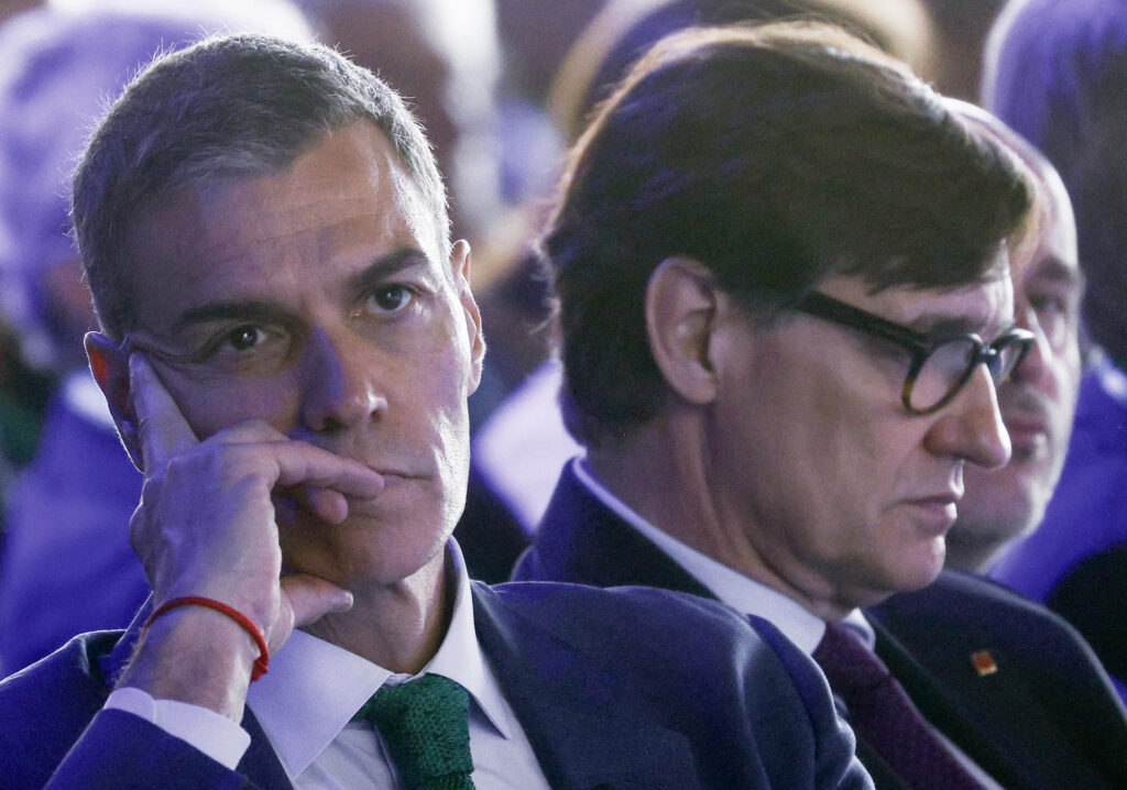 El president Illa no pot fugir i amagar-se