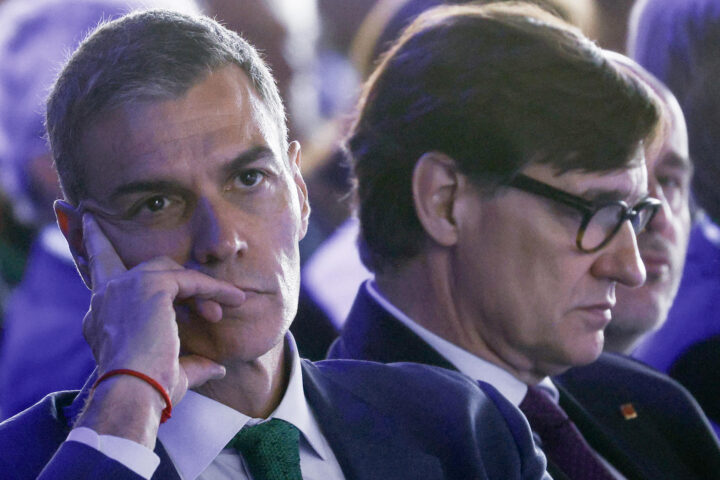 Salvador Illa i Pedro Sánchez, ahir, a Barcelona (fotografia: Quique Garcia).