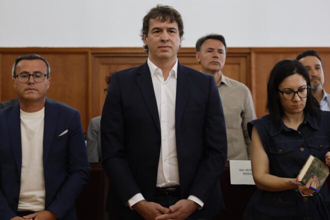 L’Audiència de Badajoz retira l’acusació de prevaricació contra el germà de Pedro Sánchez