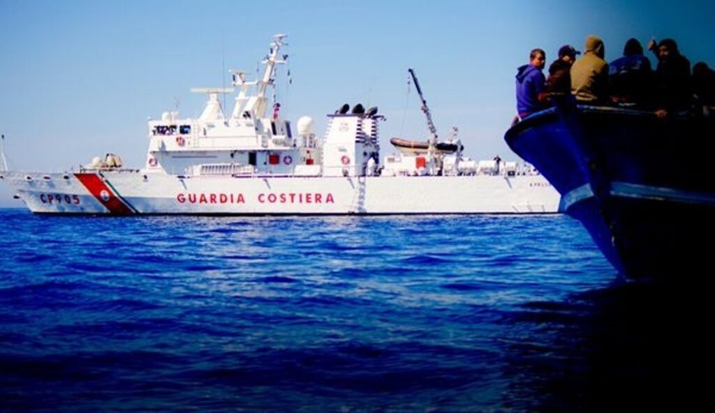 Moren deu immigrants pel cap baix en un naufragi prop de Mal