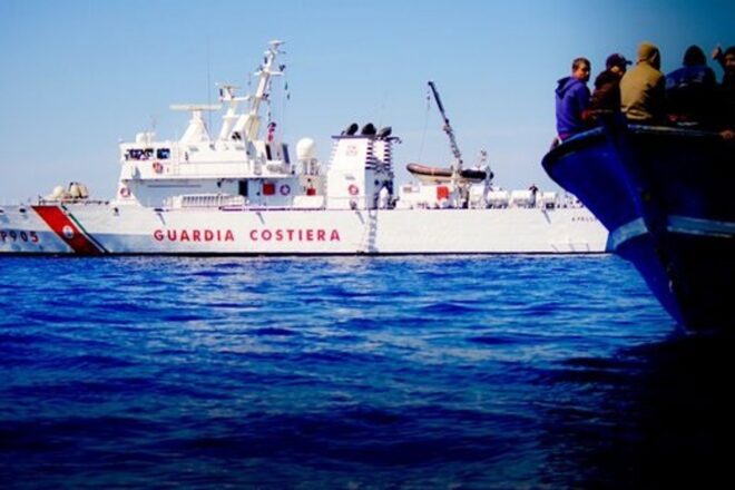 Moren deu immigrants pel cap baix en un naufragi prop de Malta