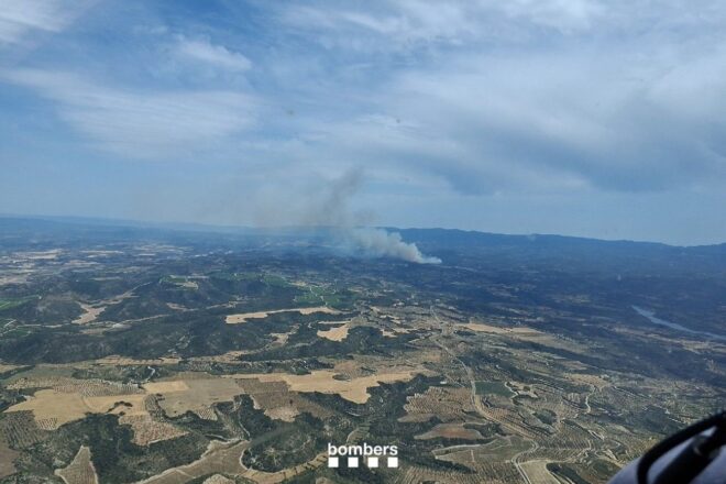 Alerta per confinament a la Partida de la Devesa per l’incendi de vegetació forestal