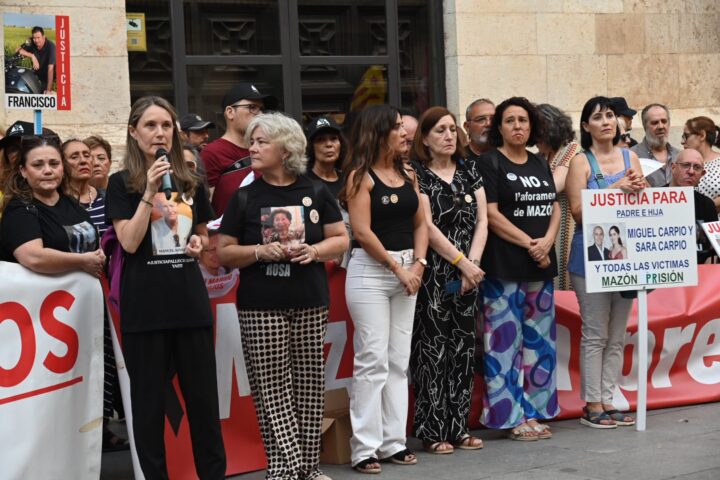 Un moment de la concentració del mes de juliol a les portes del Palau de la Generalitat (fotografia: Prats i Camps)