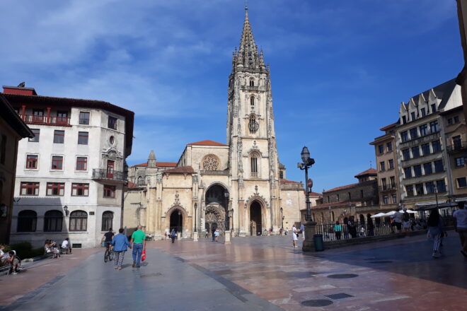 Astúries fa un pas històric i reconeix l’especialitat docent de l’asturià i el gallec-asturià