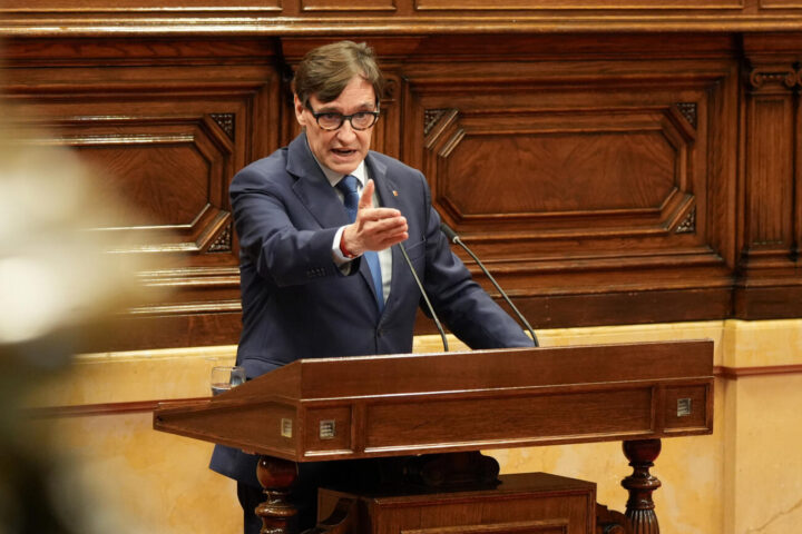 El president de la Generalitat, Salvador Illa, en una compareixença al parlament al juliol (fotografia: ACN.)