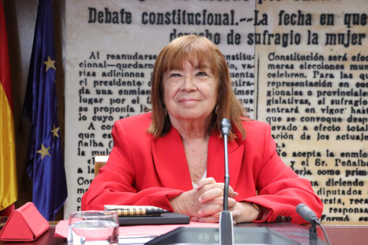 La presidenta del PSOE Cristina Narbona, en una compareixença al senat espanyol (fotografia: ACN).