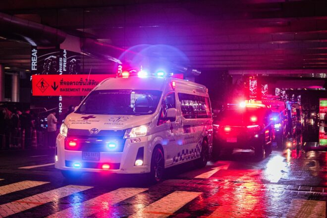 No pas menys de 27 morts en un incendi en un bar de Bangkok