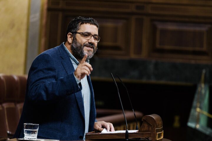 El diputat de Sumar Vicenç Vidal, durant una intervenció al congrés espanyol, a Madrid (fotografia: Europa Press / Carlos Luján).