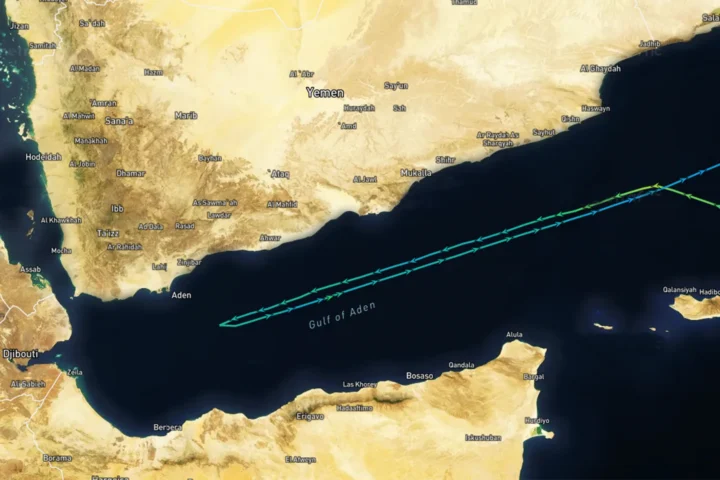 Registre de navegació d'un vaixell mercant xinès que girà cua abans d'arribar a la mar Roja dimarts, poques hores després de la proclamació del blocatge naval dels houthis (fotografia: MarineTraffic/The Washington Post).