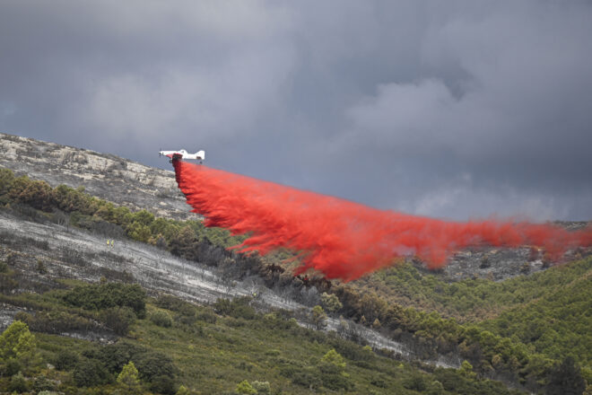 Controlat l’incendi de Tírig, que ha cremat 810 hectàrees