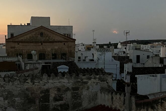L’eclipsi als terrats de Ciutadella