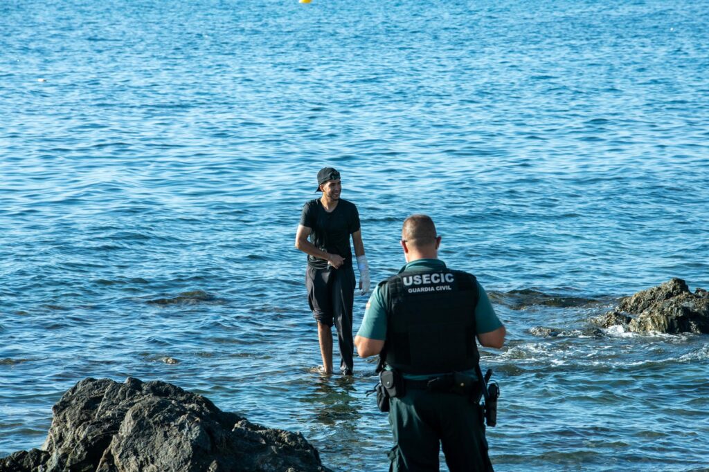 El govern del Marroc atribueix la crisi migratòria a Ceuta a les màfies i la desinformació davant una sentència espanyola