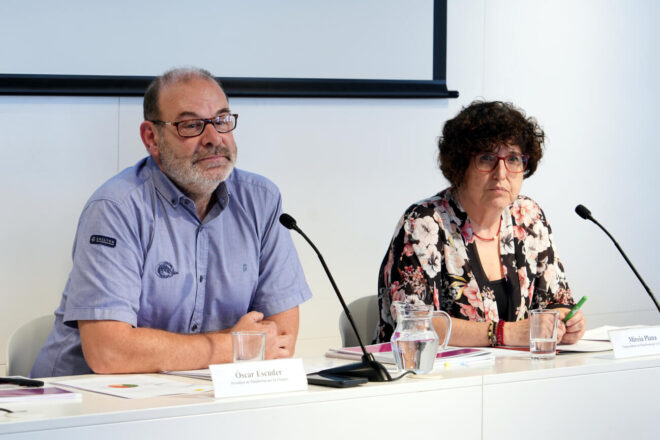 La Plataforma per la Llengua apuja el to contra el govern d’Illa i en denuncia “manca d’implicació” en l’aplicació del pacte