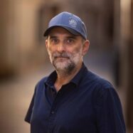 Joan Miquel Oliver: “Una vegada mort en Joan, Antònia Font ha desaparegut. No hem tornat a xerrar”
