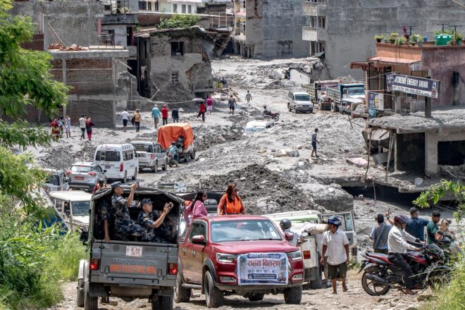 El Nepal supera els 1.340 morts per les inundacions a la frontera amb el Tibet, amb gairebé 5.000 desapareguts