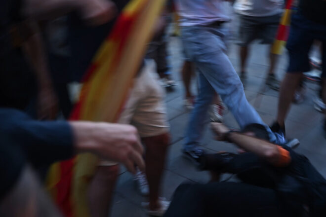 Jordi Borràs denuncia que un mosso va propiciar una agressió ultra contra ell al Fossar de les Moreres