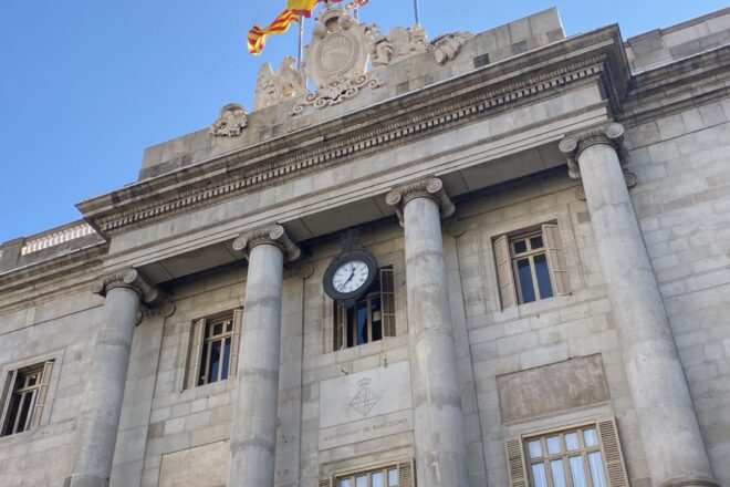 L’Ajuntament de Barcelona denega a Vox el permís per fer un acte amb Abascal a les Corts
