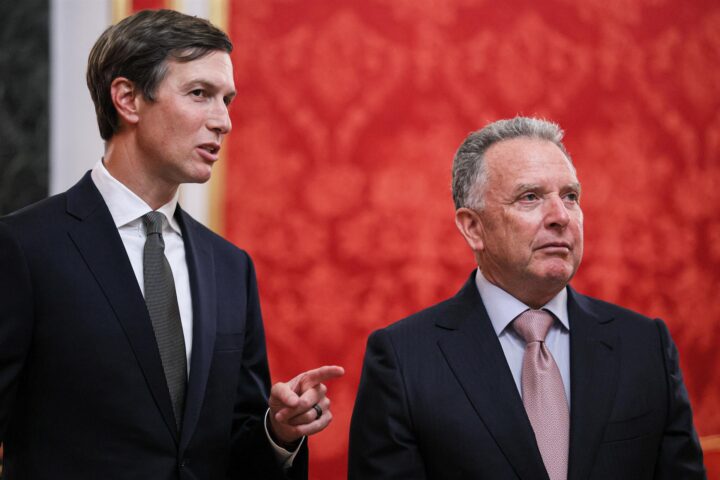 Jared Kushner i Steve Witkoff, enviats del president dels Estats Units, Donald Trump, durant una reunió amb el president de Rússia, Vladímir Putin, a Moscou (fotografia d’arxiu).