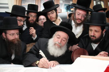 Haredim en una imatge d'arxiu (Forto דודי פרידמן /Viquipèdia)