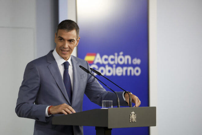 Sánchez diu que els nous decrets incorporen 10.000 milions en préstecs per a un primer habitatge