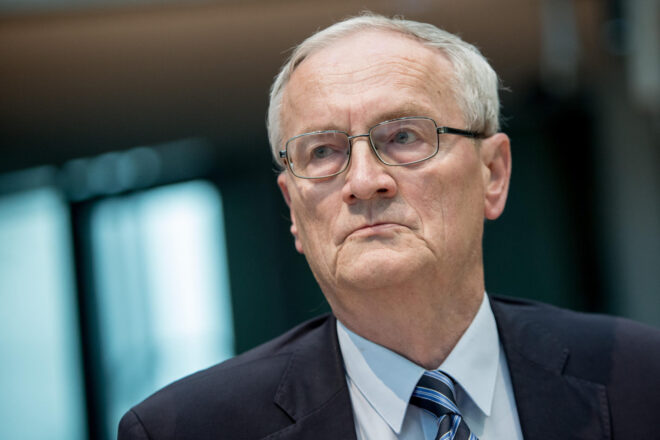 Detenen l’ex-cap dels serveis secrets d’Alemanya per espionatge i traïció