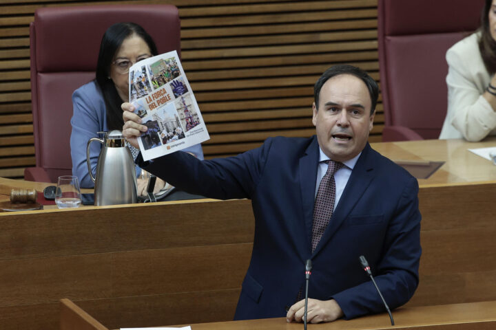 La catalanofòbia del president Pérez Llorca