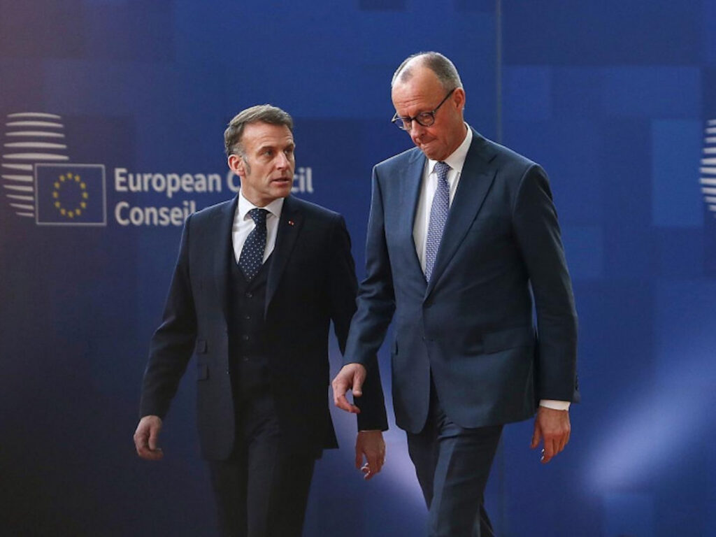 Els presidents francès i alemany pressionen la UE per perllongar la venda de cotxes de combustió.