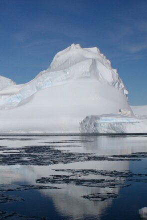 L’escalfament de les aigües amenacen la capa de gel de l’Antàrtida oriental