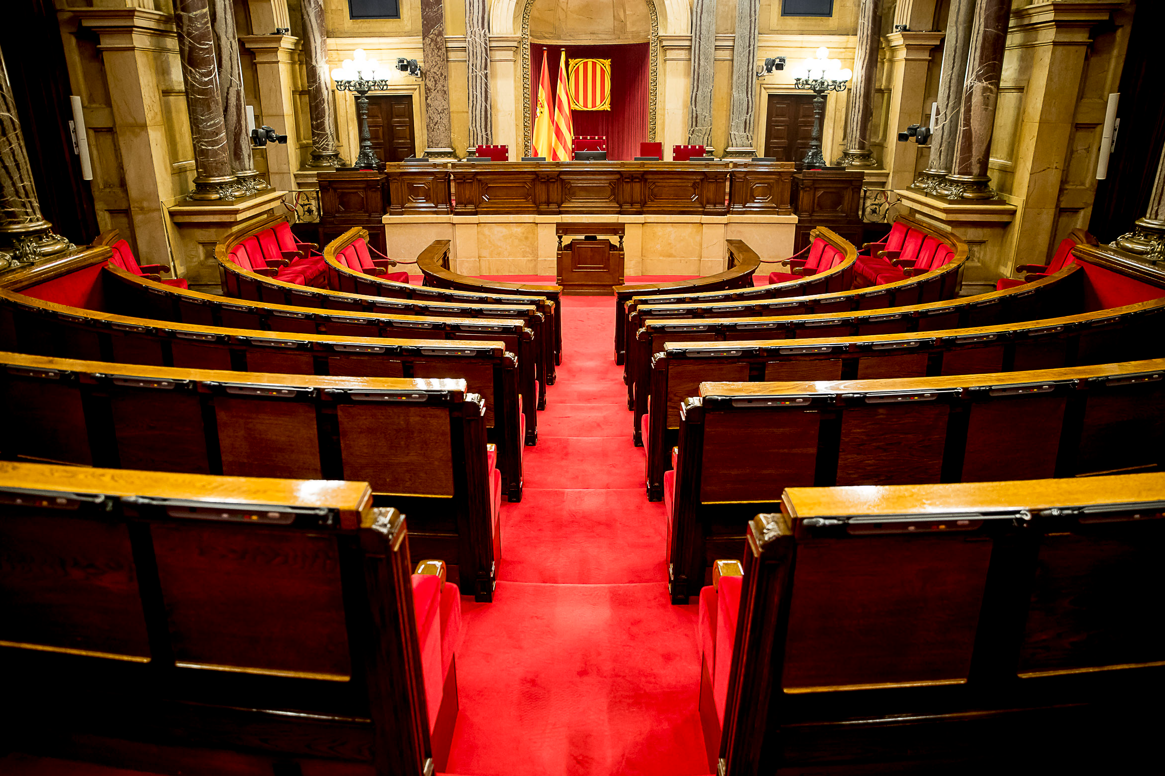 Especial Eleccions a Catalunya 2024: última hora i informació pràctica