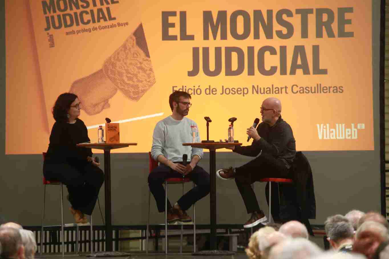 Quan es van despertar, el monstre encara hi era