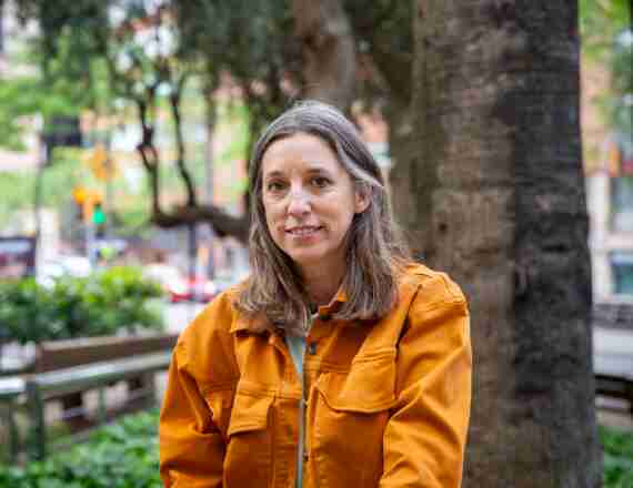 Llucia Ramis: “L’extrema dreta creix on no hi ha bars”