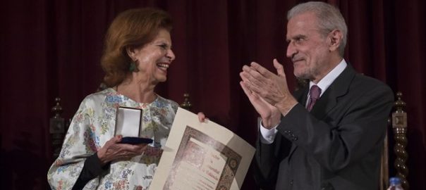 Carmen Alborch va rebre l'octubre de l'any passat la Medalla de la Universitat de València. Foto: UV