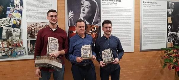 El guanyador i els finalistes del concurs (d’esquerra a dreta: Vicent Giner, Carlos Ferri i Vicent Cuquerella)