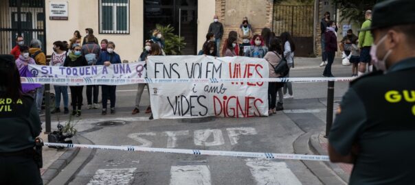 Protesta de 2020 davant els jutjats d'Ontinyent per la violació d'una xiqueta (Fotografia: Anmorsígol)
