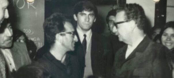 El capellà Antoni Llidó amb el president xilé Salvador Allende