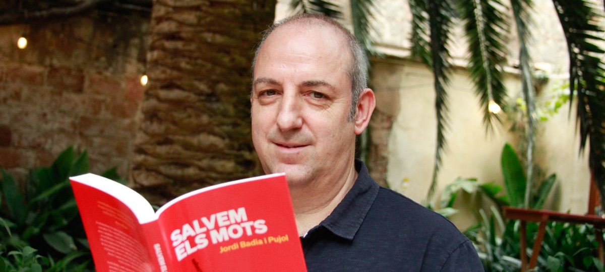 Jordi Badia, filòleg i cap d'estil de VilaWeb (Fotografia: Júlia Partal)