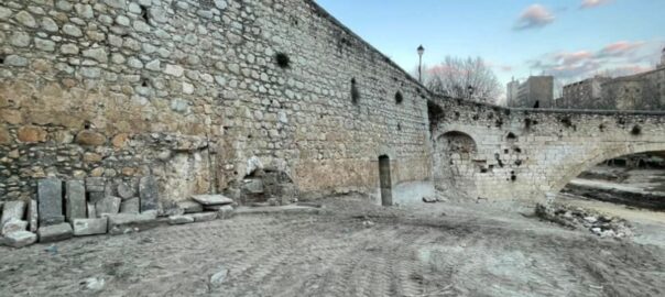 Entorn del Pont Vell d'Ontinyent (Fotografia: Jordi Mollà)