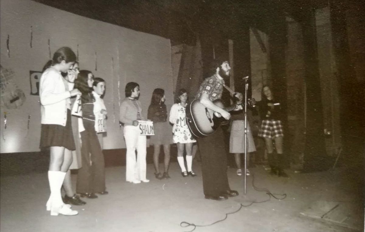 L'autor de l'article en un festival a Burjassot, l'any 1972